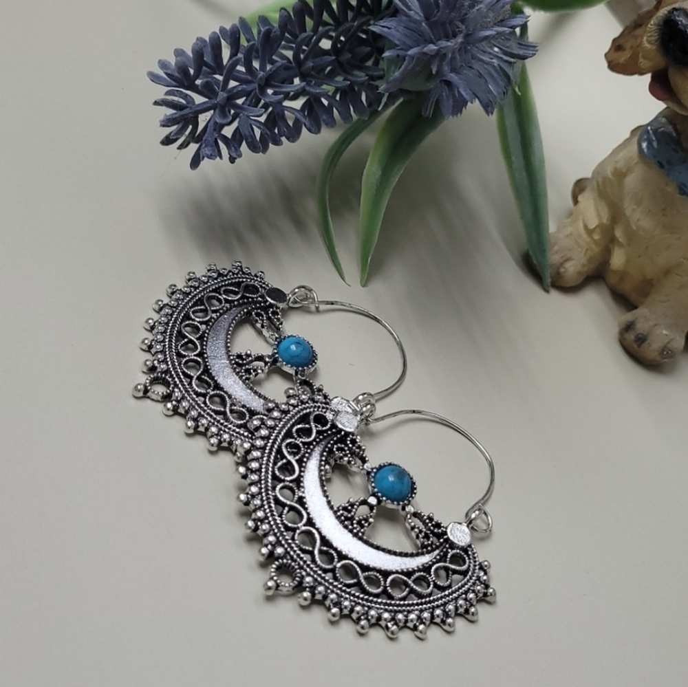 Two Turquoise Basket Weaver Hoop Earrings - Picture 12 of 13